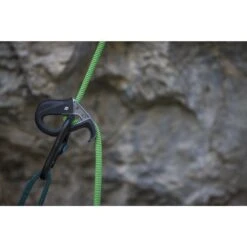 Black Diamond ATC-Pilot Belay/Rappel Device - Black -Buitensport Winkel 270081 03 d 540042