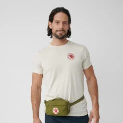 FJÄLLRÄVEN Fjällräven Kånken Heuptasje - Arctic Green -Buitensport Winkel fjaellraeven kanken hip pack 9 1130047