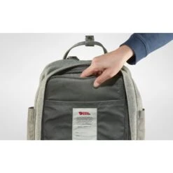 FJÄLLRÄVEN Fjällräven Kanken Re-Wool Laptop 15" Rugzak - Red-black -Buitensport Winkel fjaellraeven kanken re wool laptop 15 backpack granite grey 10 1025454