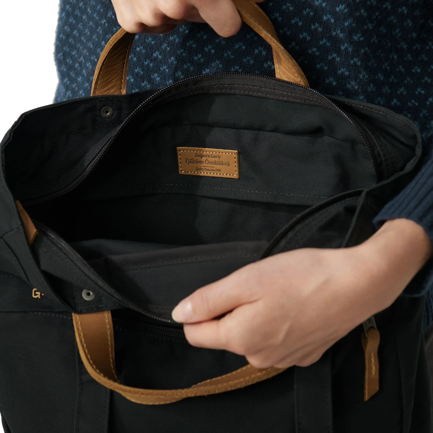 FJÄLLRÄVEN Fjällräven Totepack No.1 Tas - 14L - Deep Patina 8 FJÄLLRÄVEN Fjällräven Totepack No.1 Tas - 14L - Deep Patina - Afbeelding 8