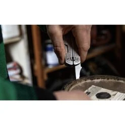 Leatherman Free P4 21-in-1 Multitool - Gray Nylon -Buitensport Winkel leatherman free p4 21 in 1 multi tool gray nylon 1 3 1001829