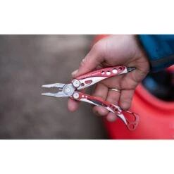 Leatherman Skeletool RX Multitool - Rood -Buitensport Winkel leatherman skeletool rx 4 1479662