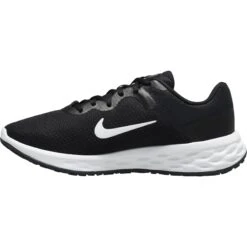 Nike Revolution 6 Next Nature Hardloopschoenen Dames - Black/white-dark Smoke Grey-cool Grey DC3729-003 -Buitensport Winkel nike revolution 6 damen laufschuhe dc3729 2 1080552