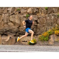 Topo Athletic Specter Heren Hardloopschoenen - Orange/seafoam -Buitensport Winkel topo athletic specter mens running shoe orange seafoam 7 1261846